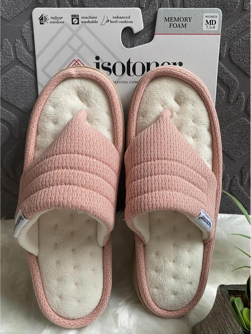 Isotoner Women's Memory Foam Pink Slippers Medium 7.5-8